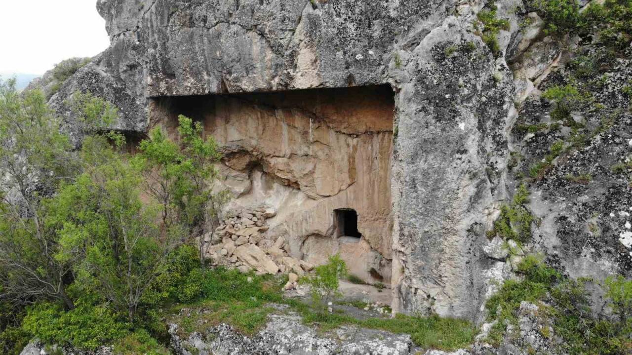 Helenistik Çağ’dan kalan kale ilgi bekliyor