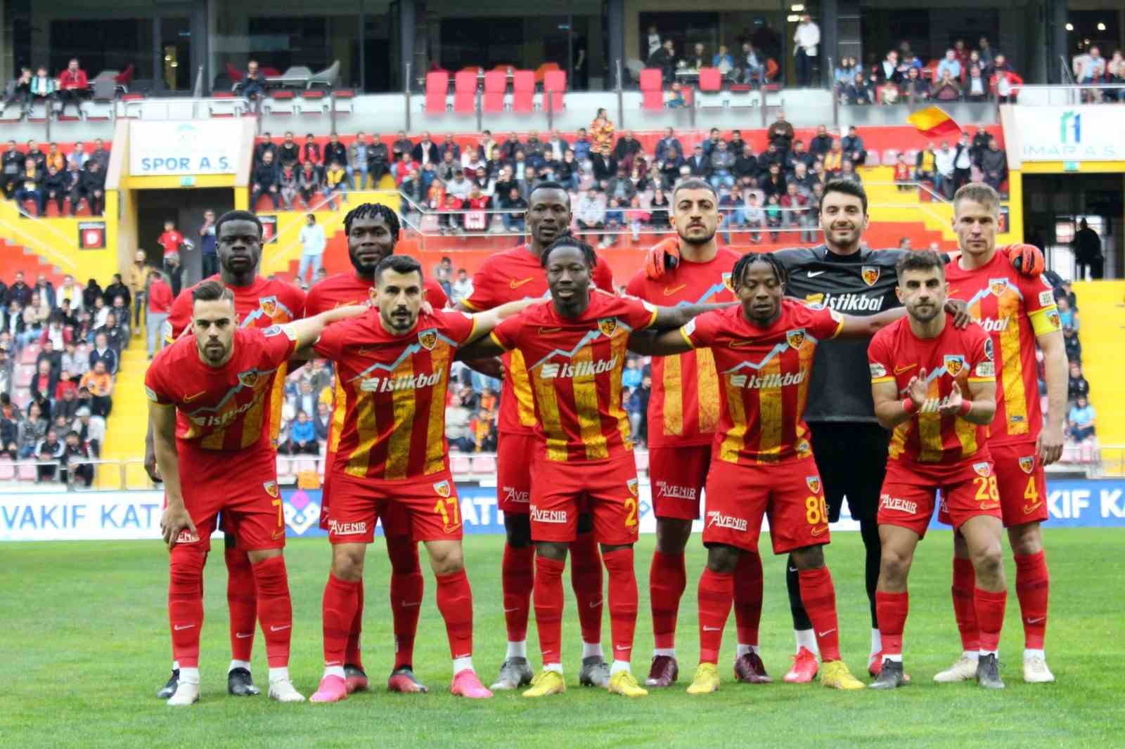 Kayserispor en farklı iç saha yenilgisini aldı