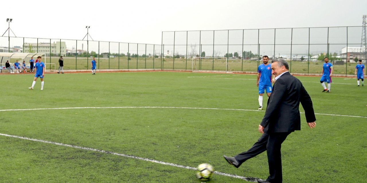 Seydişehir Başkanlık Kupası Futbol Turnuvası başladı