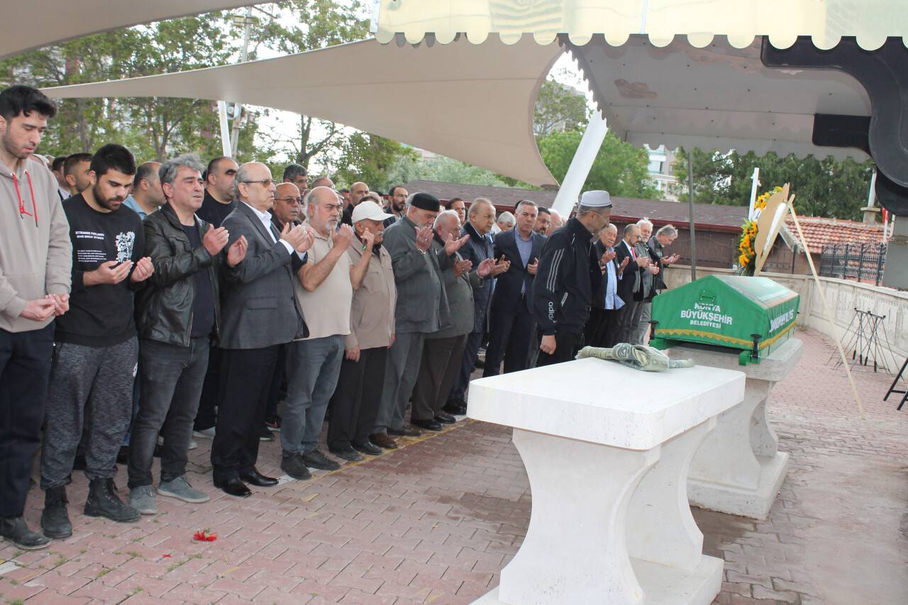 Ayhan Soyubelli dualarla defnedildi