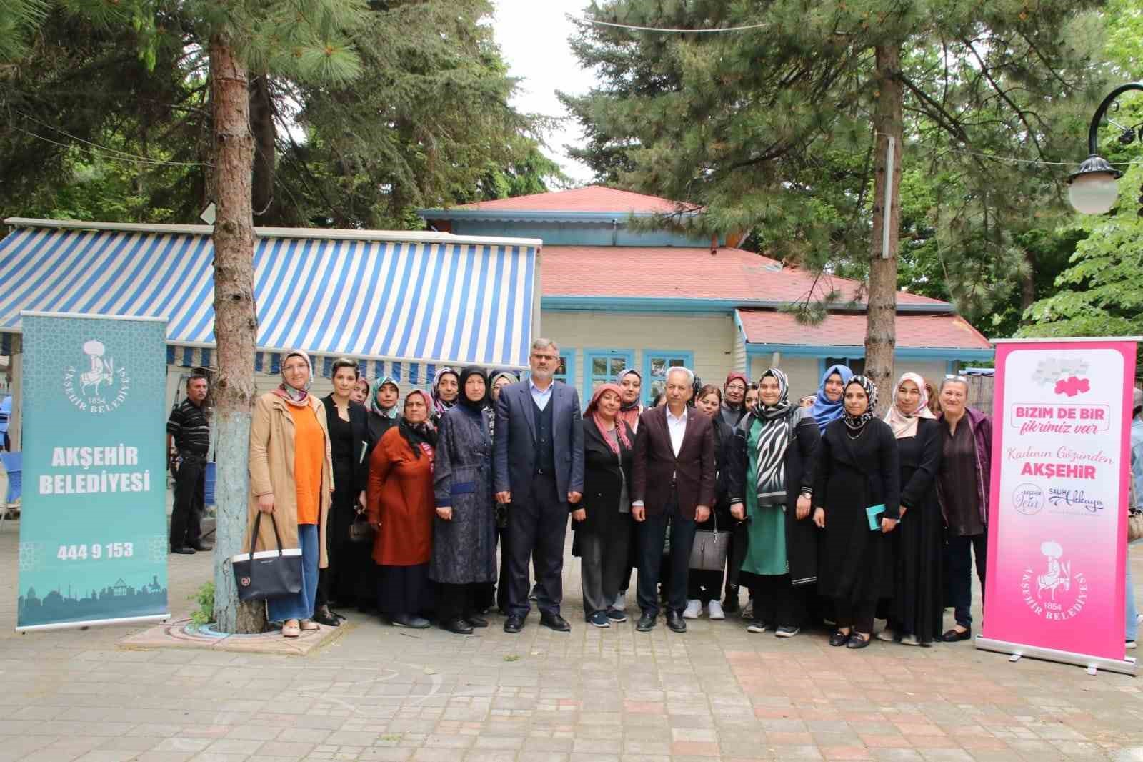 Akşehir’de "Kadının Gözünden Akşehir" konulu toplantı