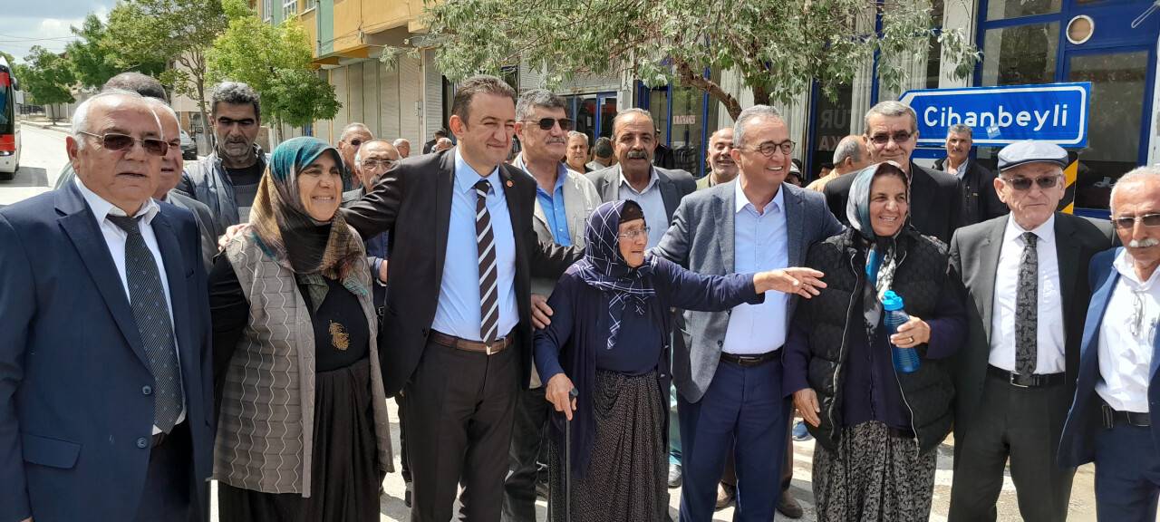 Bülent Tezcan Cihanbeyli'yi ziyaret etti