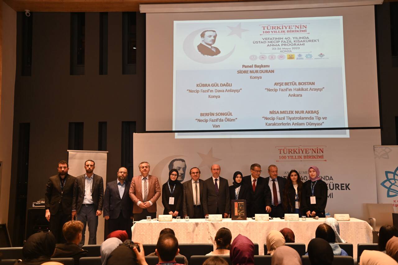 Necip Fazıl Kısakürek’i anma etkinliği kapanış paneli ile sona erdi