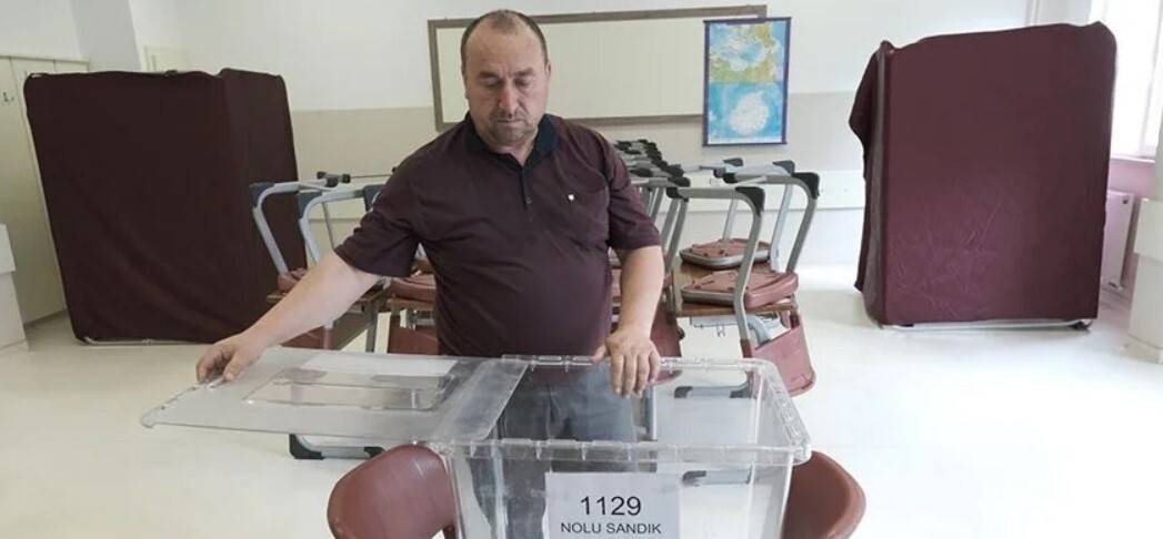 Oy kullanılacak okullar seçime hazır