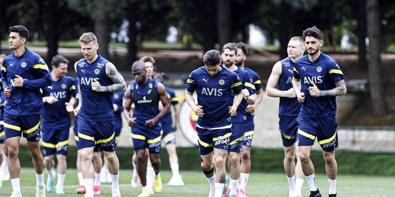 Fenerbahçe, Antalyaspor maçı hazırlıklarını sürdürdü