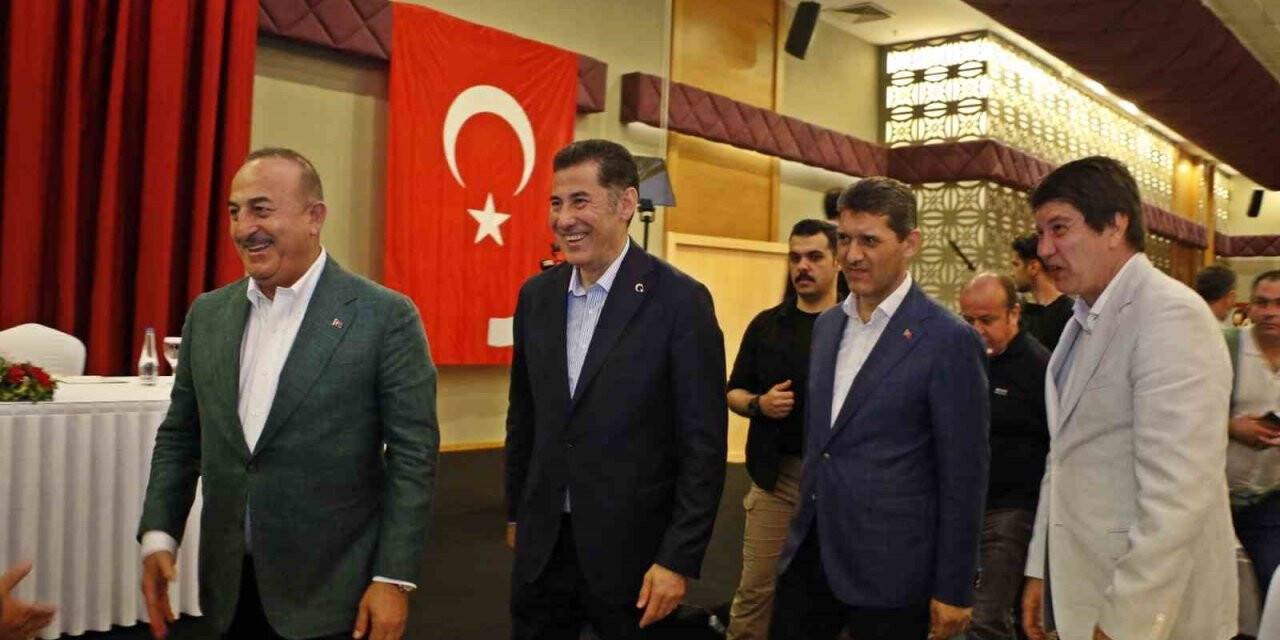 Bakan Çavuşoğlu: “(Kılıçdaroğlu) Her gün video yayınlıyor, psikolojisi bozulmuş, agresifleşmiş!”