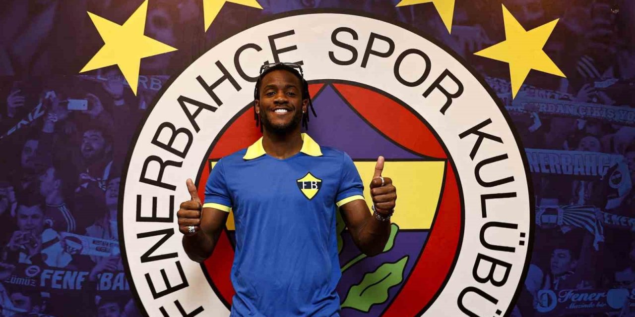 Michy Batshuayi: "Umarım bu yıl birden fazla kupayı kazanırız"