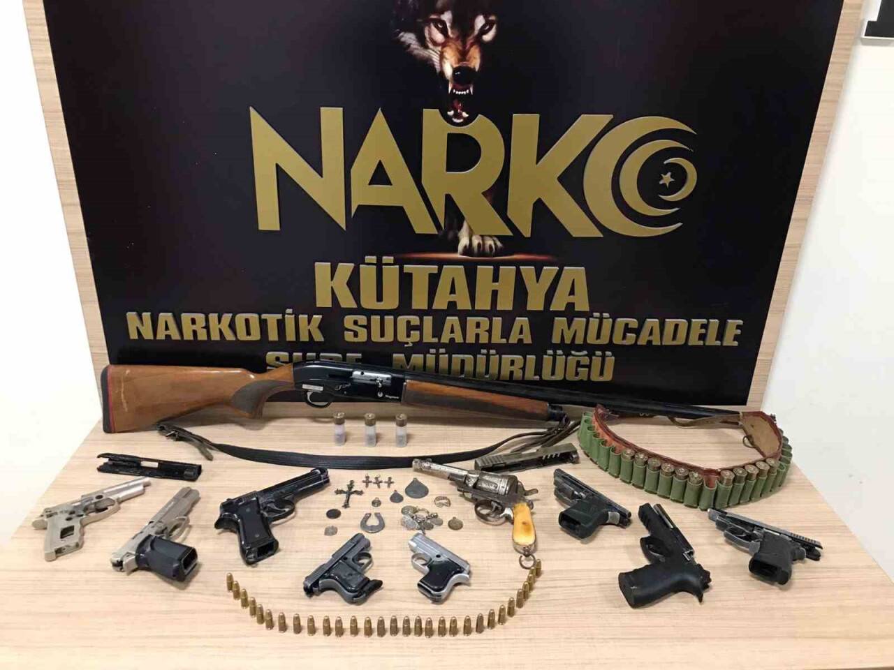 3 uyuşturucu taciri tutuklandı