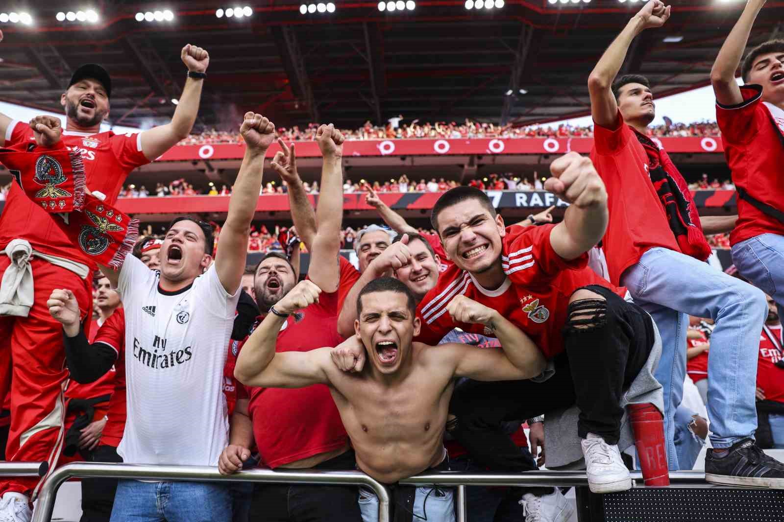 Benfica 4 yıl aradan sonra şampiyon