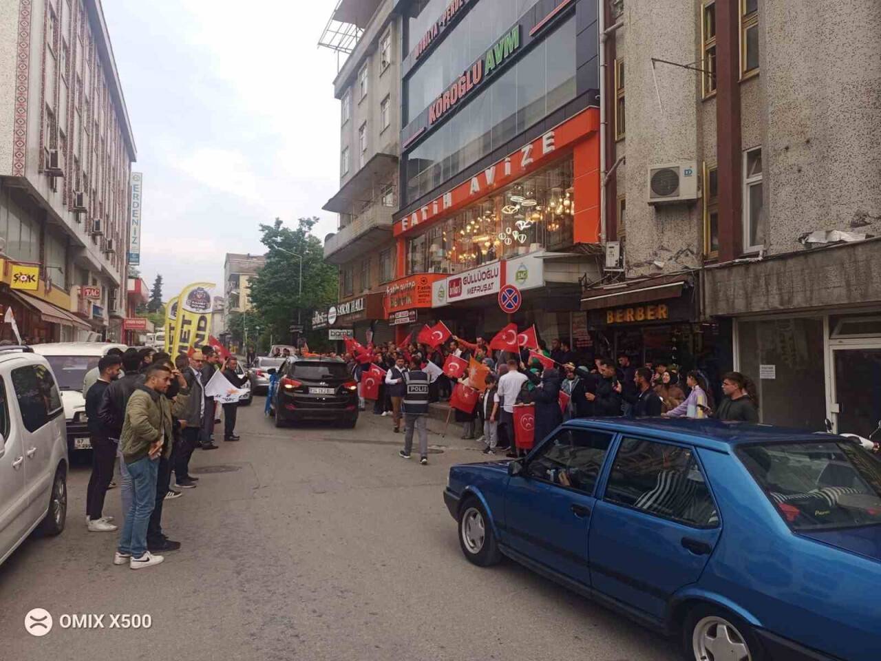 Erdoğan’ın seçim zaferi Alaplı’da kutlandı