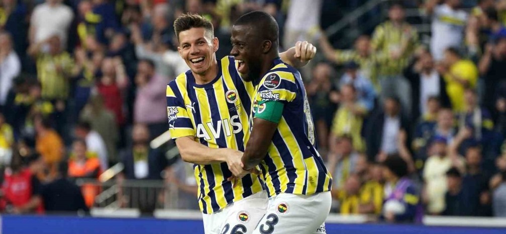 Enner Valencia, Alex de Souza’nın rekorunu kırdı