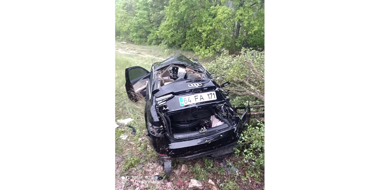 Otomobil yoldan çıkıp ağaca çarptı: 1 ölü, 5 yaralı