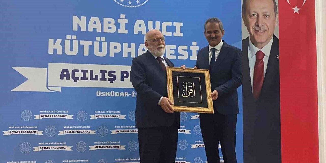 Bakan Özer, “Kütüphanesi olmayan okul, eğitim sistemimizde kalmadı”