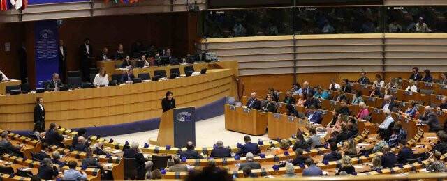 Avrupa Parlamentosu savaşı kızıştırmaya devam ediyor