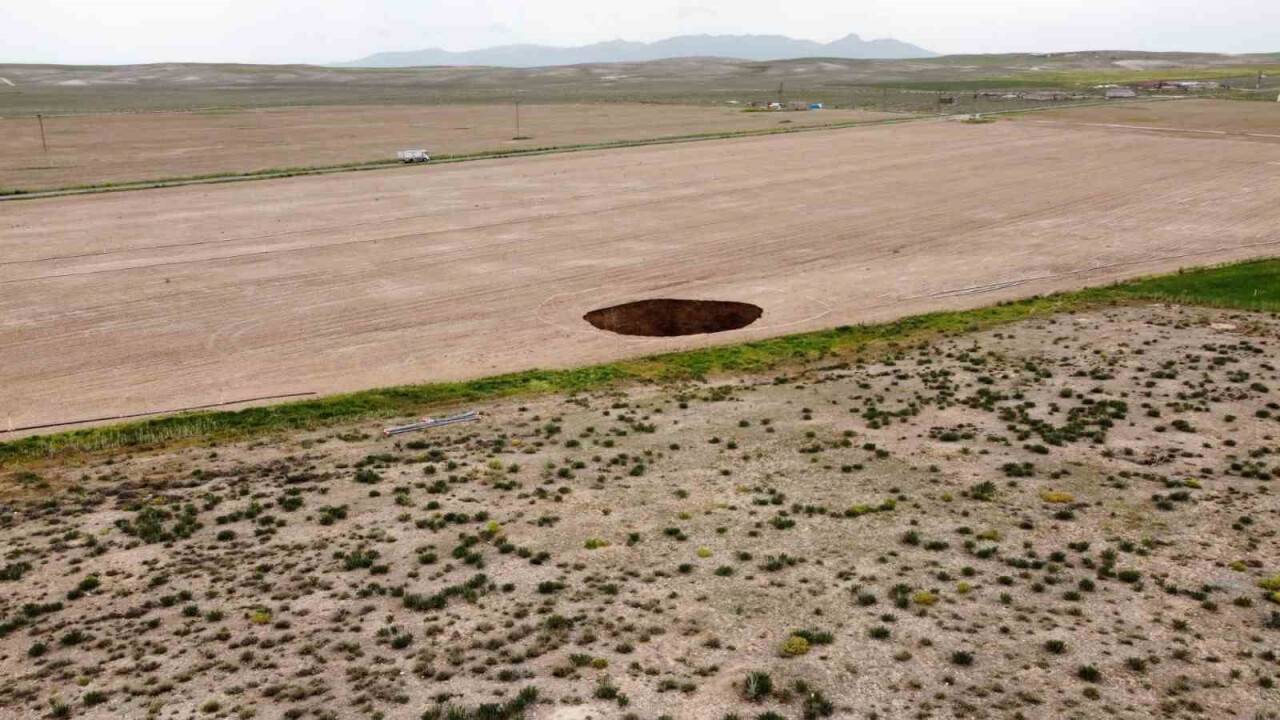 Karapınar’da yeni obruk meydana geldi