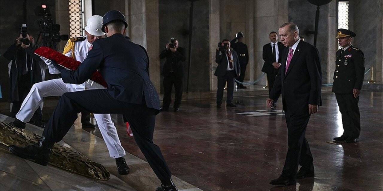 Cumhurbaşkanı Erdoğan: Türkiye Yüzyılı için canla, başla çalışmayı sürdüreceğiz