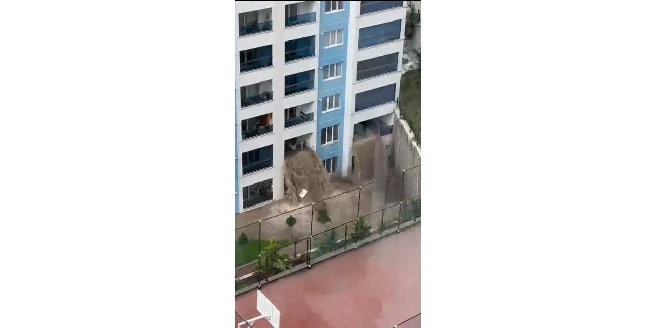 Ankara'da sağanak ve dolu etkili oldu