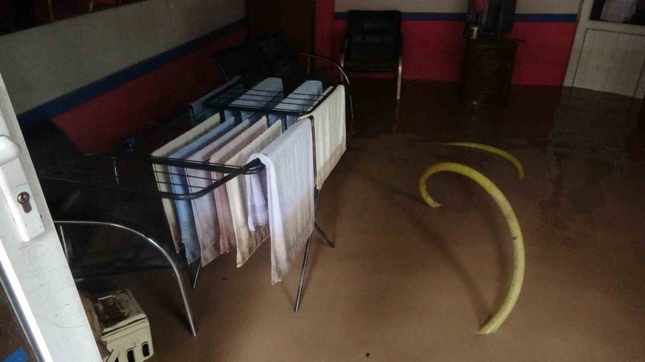 Sel hayatı olumsuz etkiledi