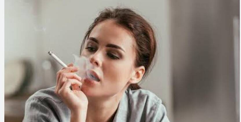 Sigara içen kadınlar daha zor hamile kalıyor