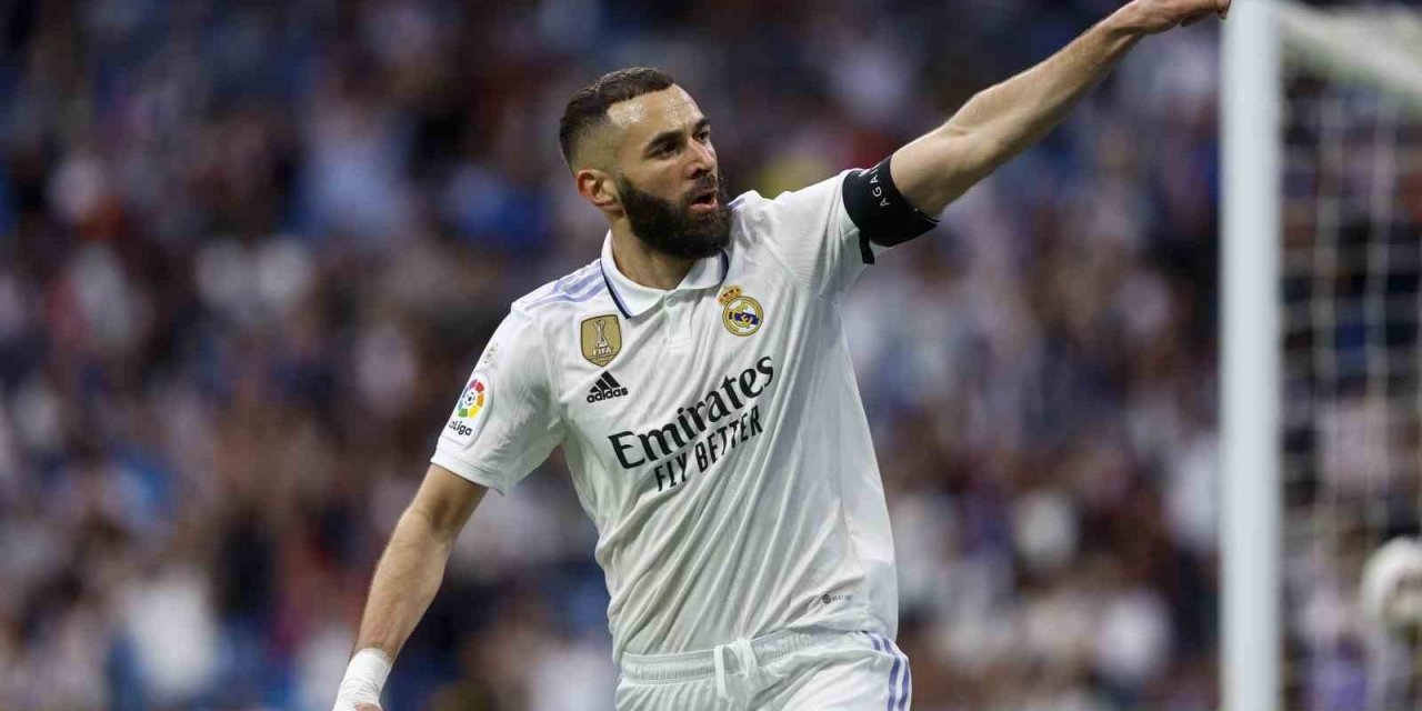 Real Madrid, Benzema’nın takımdan ayrılacağını duyurdu