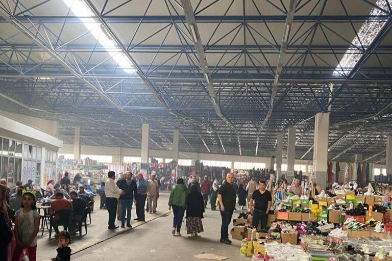 Pazar yerinde yangın paniği