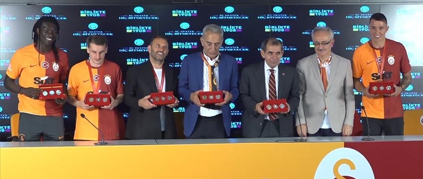 Galatasaray'ın 23. şampiyonluğu için 'hatıra para' basıldı