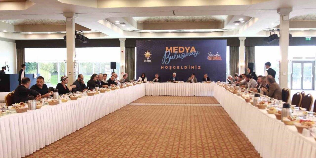 AK Parti İstanbul mahalli seçimlerin startını verdi