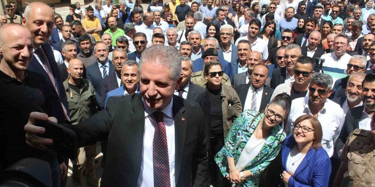 İstanbul’a atanan Vali Gül Gaziantep’e veda etti