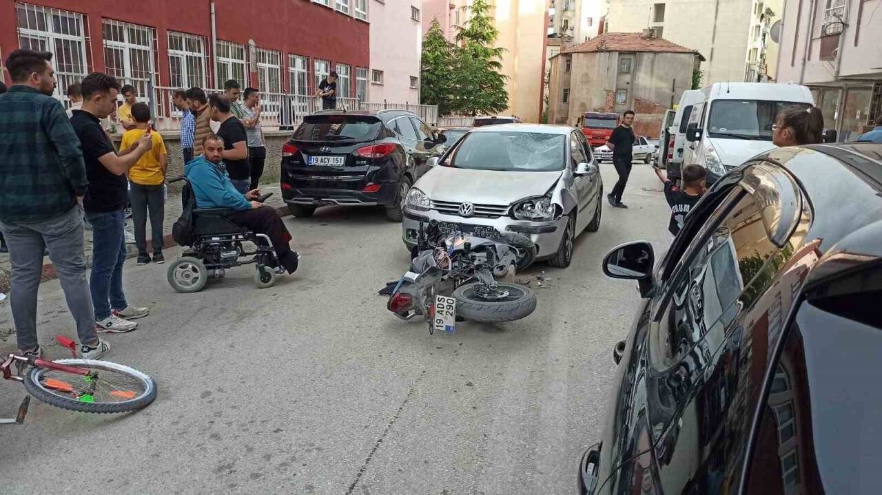 Otomobil ve motosiklet çarpıştı: 1 yaralı