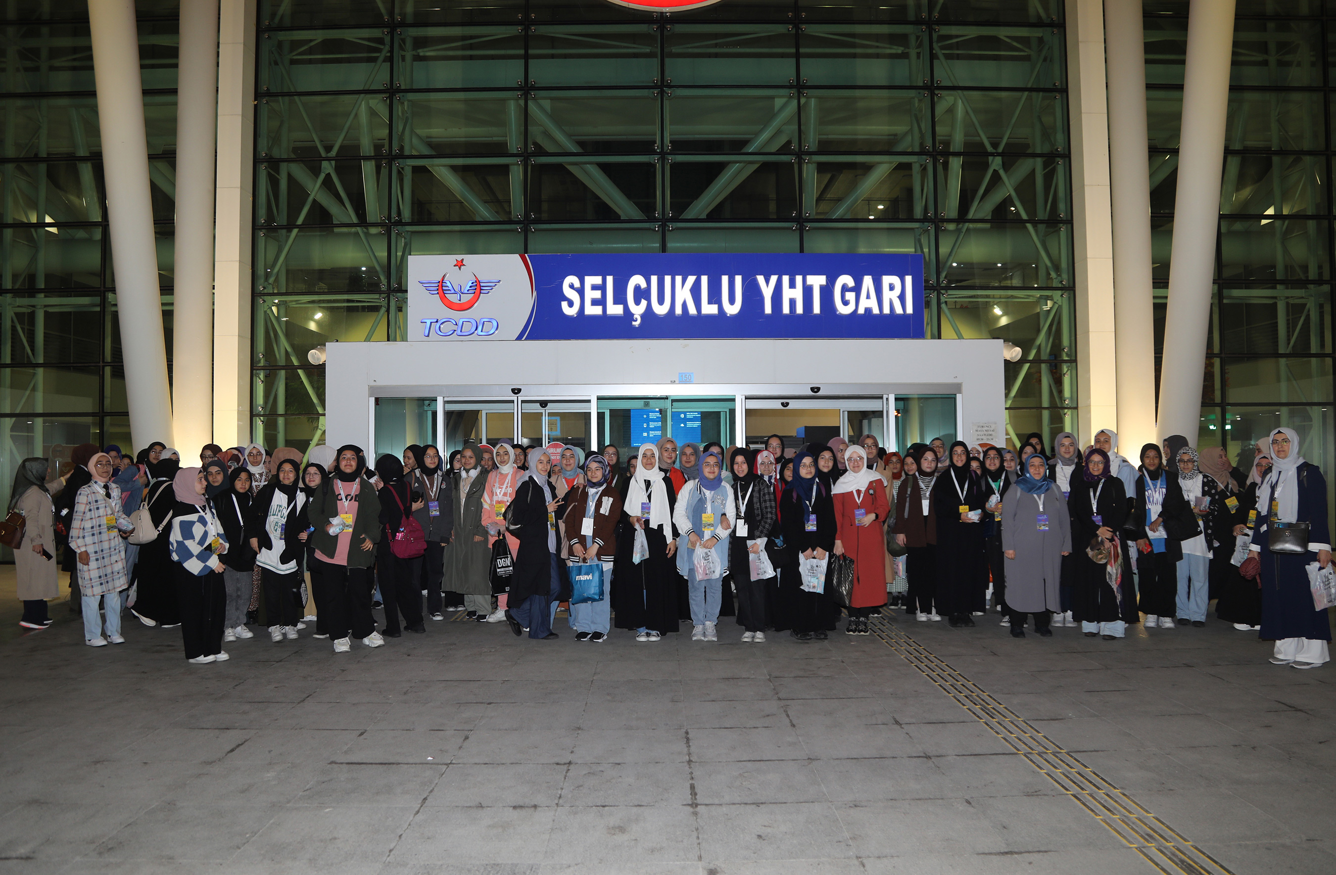 Konya Büyükşehir Konya'nın hafız gençlerini İstanbul ile buluşturdu