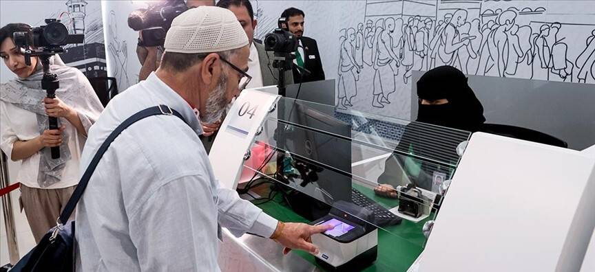 "Mekke Yolu" projesiyle Türk hacı adayları işlemlerini İstanbul'da yaptırıyor