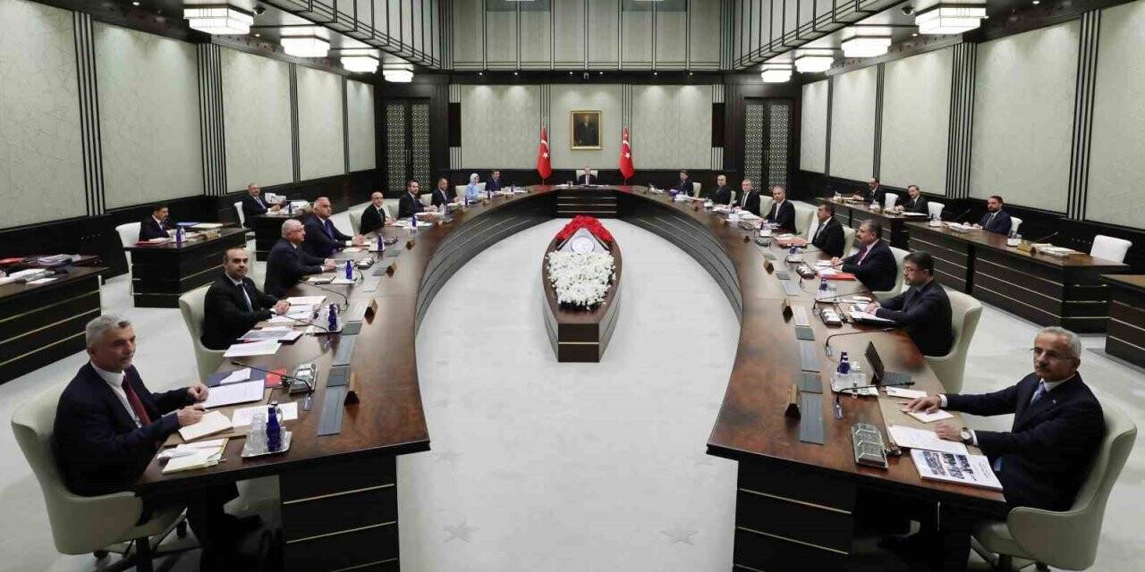 Cumhurbaşkanlığı Kabinesi, Beştepe’de toplandı