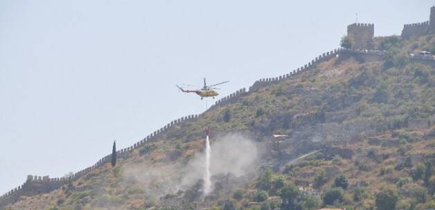 Tarihi kalede 2 günde 2 yangın