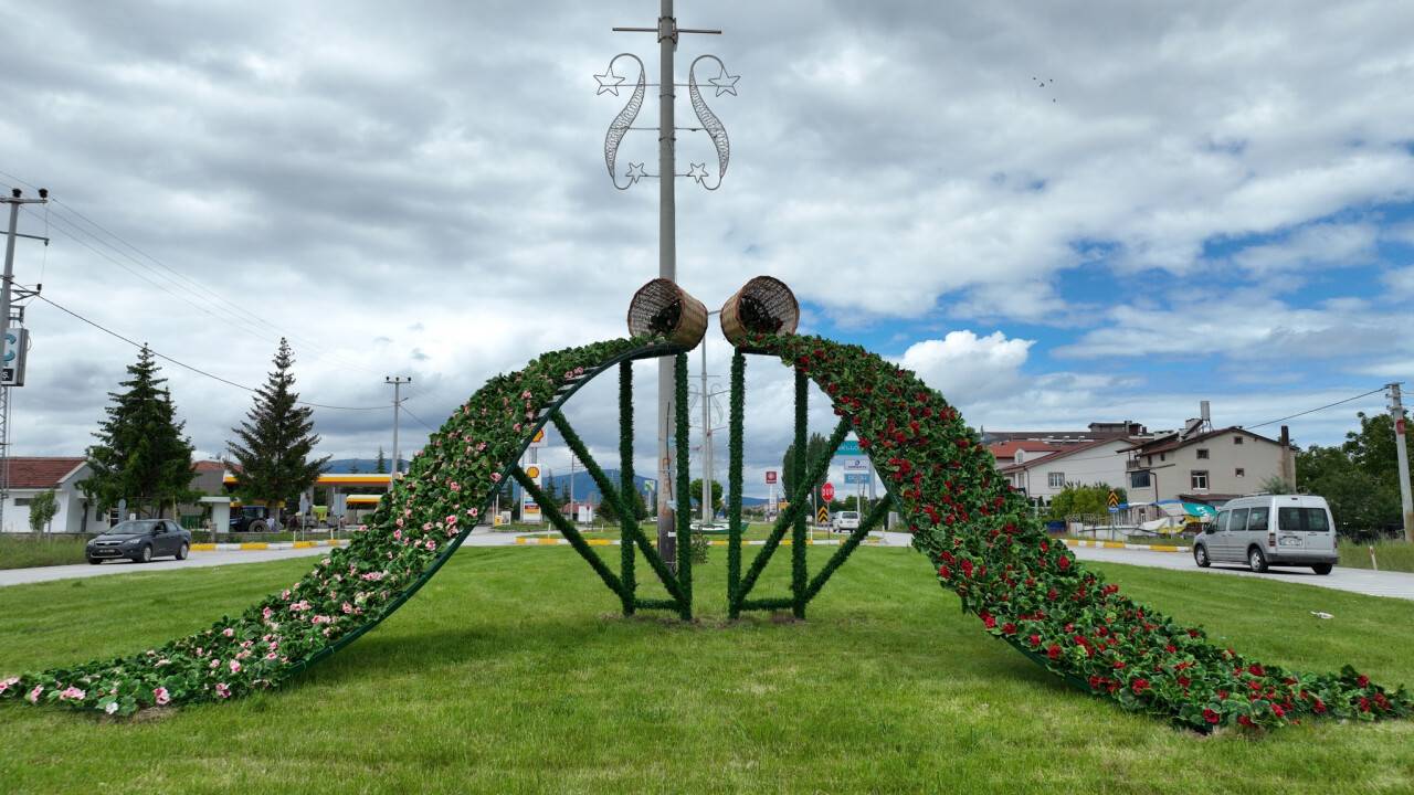 Beyşehir'de peyzaj çalışmaları kent estetiğini arttırıyor