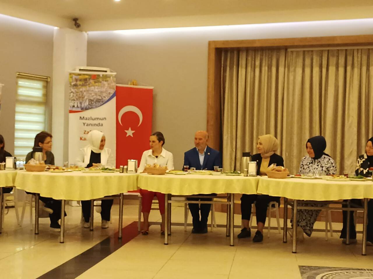Eğitim-Bir-Sen’li kadınlar sorunlarını tartıştı