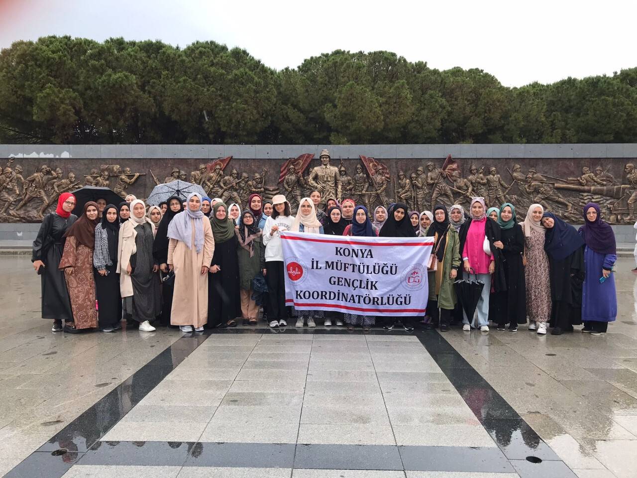 İstanbul ve Çanakkale gezisinde buluştular