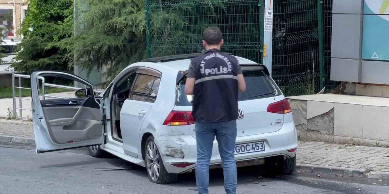 Ümraniye’de otomobile silahlı saldırı: 1 yaralı