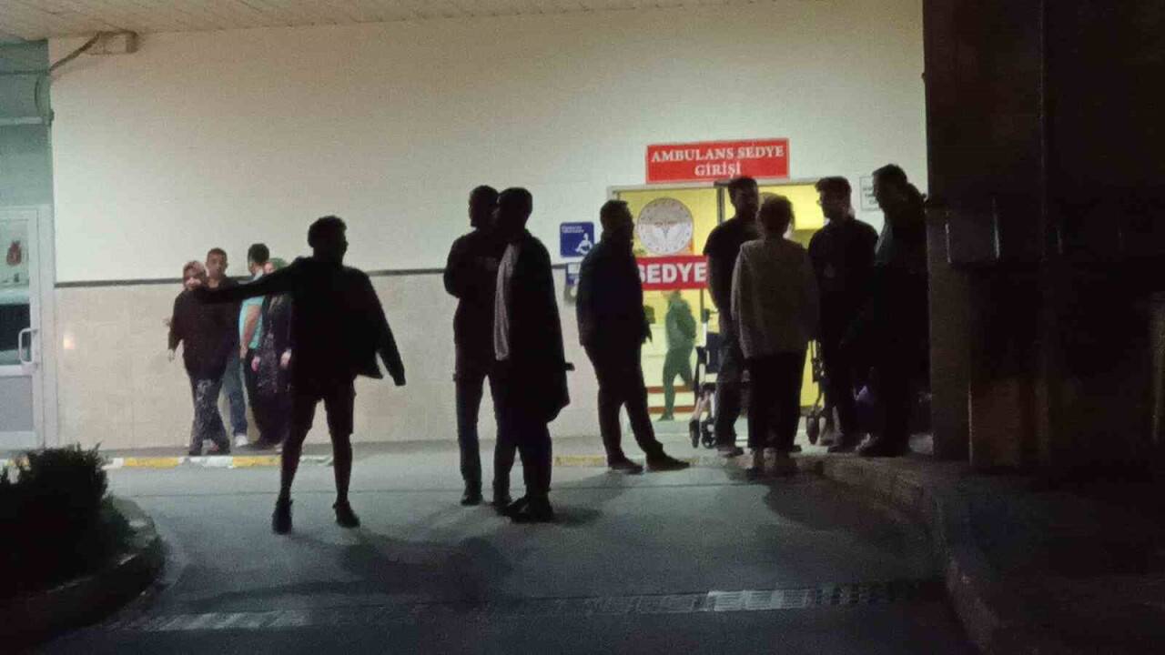 Döner yiyen 21 kişi zehirlendi