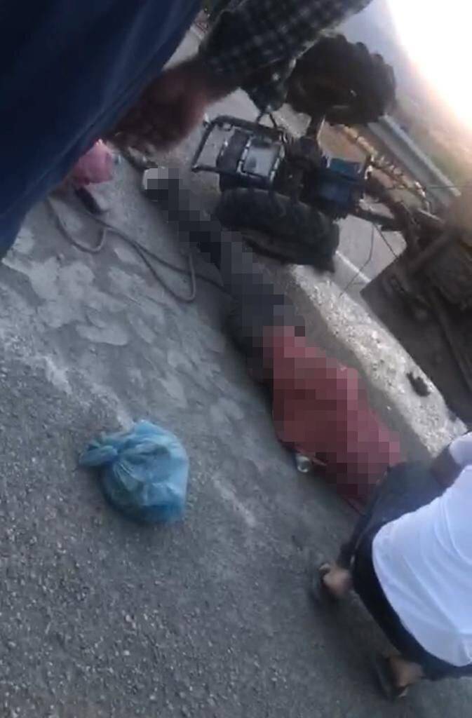 Tarım aracı devrildi: 1 ölü