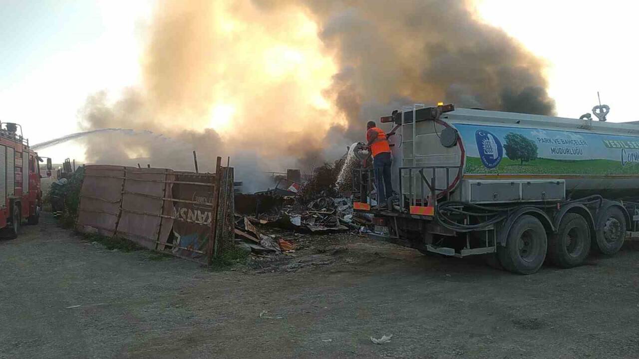 Hurdalık yangını kontrol altına alındı