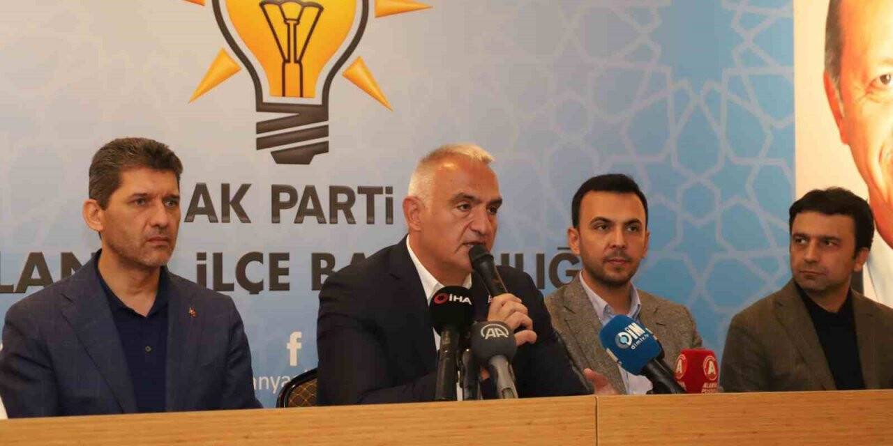 "Antalya’ya havadan günlük 90 ila 100 bin arasında yabancı turist girişi oluyor"