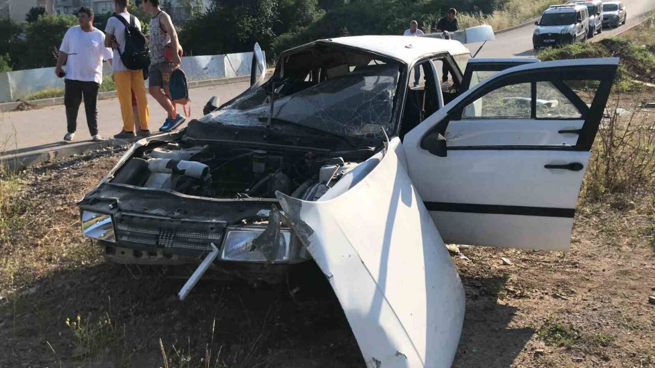 8 yaşından küçük 8 çocuk bindiği otomobilde dehşet yaşandı