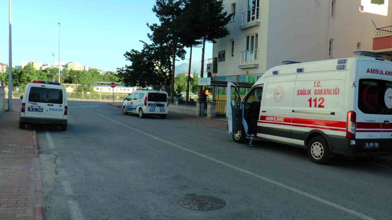 3 gündür haber alınamayan adam evinde ölü bulundu