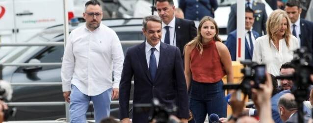 Yunanistan’da genel seçimlerin galibi  Miçotakis oldu