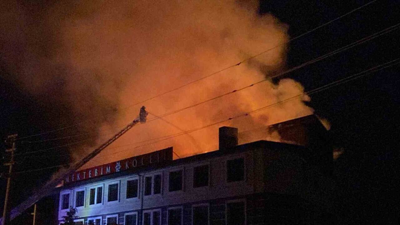 Tadilat sırasında yangın çıktı