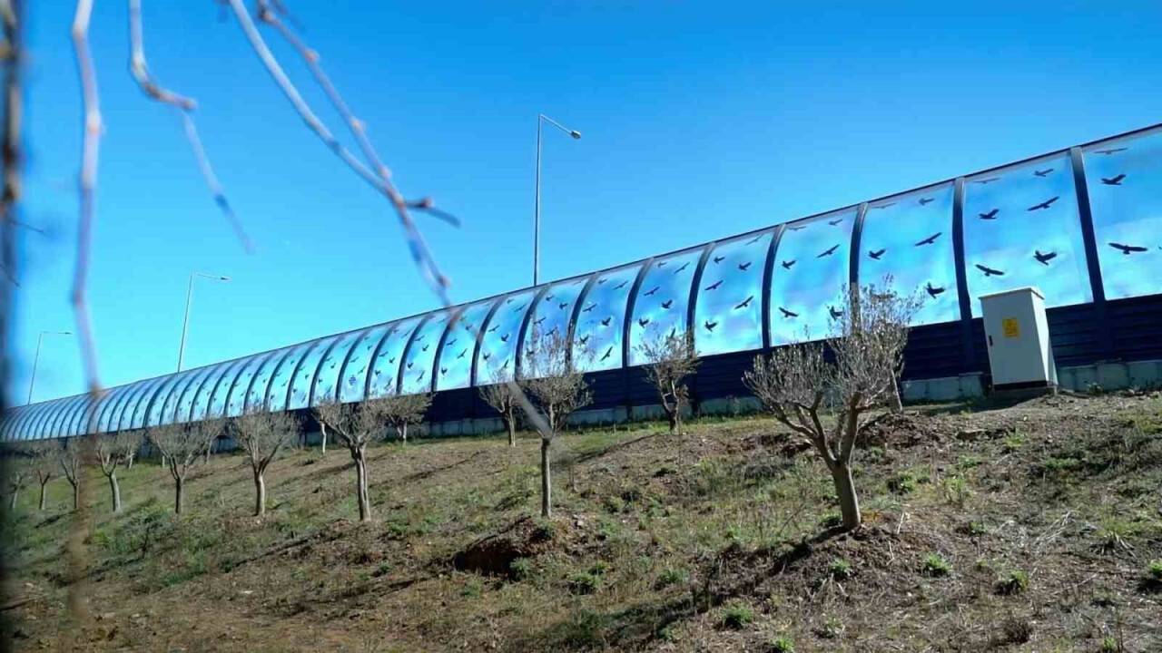 Konya-Adana Çevre Yolu'nda bin 416 metrekare gürültü bariyerinin yapım işi tamamlandı
