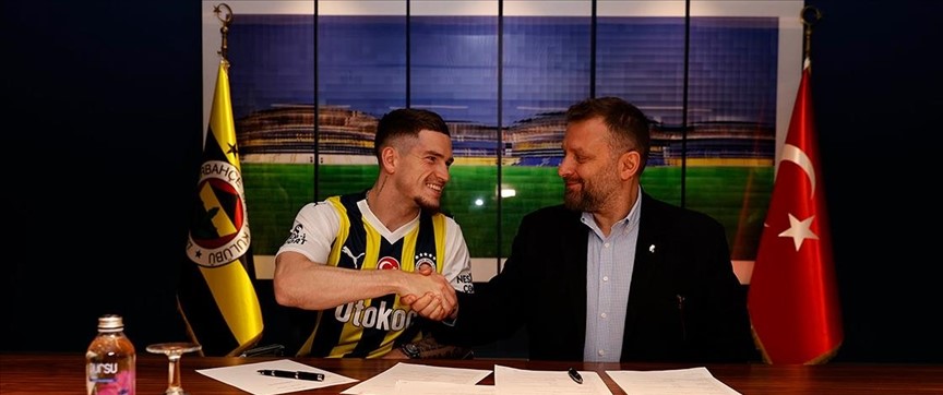 Fenerbahçe, İngiliz futbolcu Ryan Kent ile sözleşme imzaladı