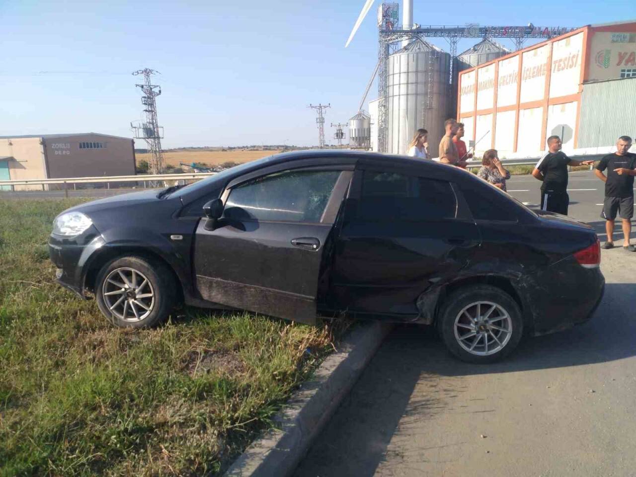 2 otomobil çarpıştı, 1 kişi yaralandı