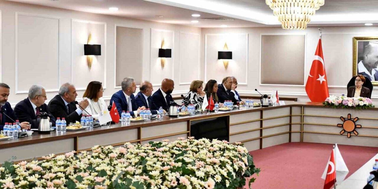 İYİ Parti’de Başkanlık Divanı belirlendi