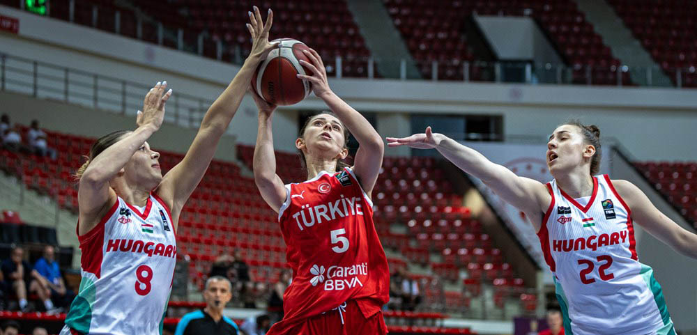 FIBA 18 Yaş Altı Kızlar Avrupa Şampiyonası'nda "Son 16 Turu" heyecanı